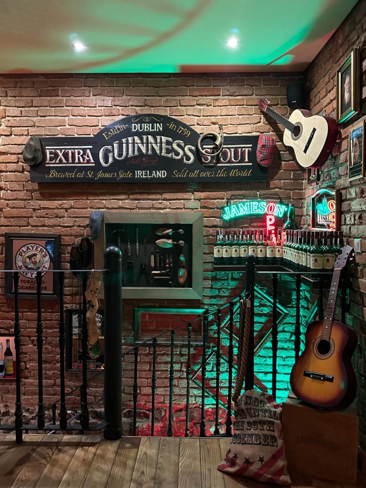 Shoemaker Irish Pub & Accommodation Kielce Exteriér fotografie