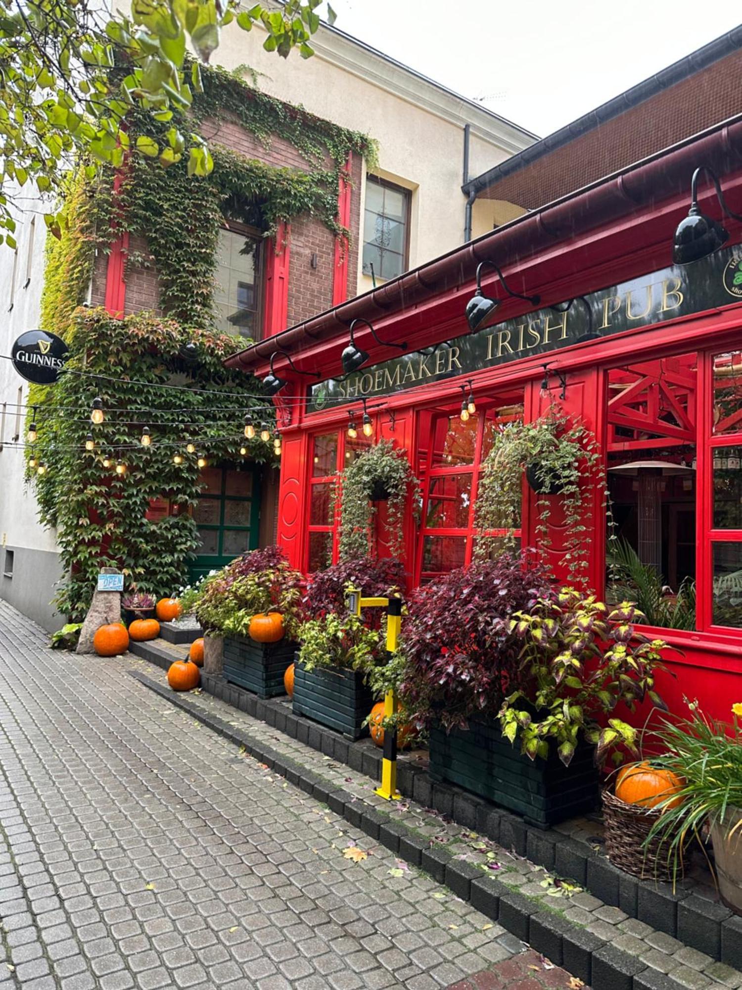 Shoemaker Irish Pub & Accommodation Kielce Exteriér fotografie
